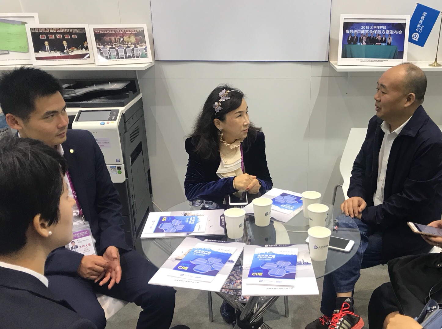 服務(wù)進博會圖片2.jpg